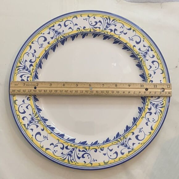 Signature Stoneware Japan 12 In Round Blue Yellow White Serving Plate Platter - Picture 4 of 5